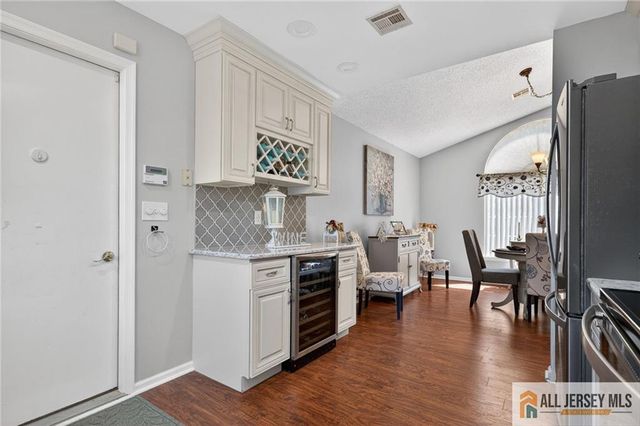 637 Madison Drive 637B, Monroe, NJ 08831