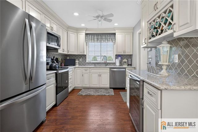 637 Madison Drive 637B, Monroe, NJ 08831