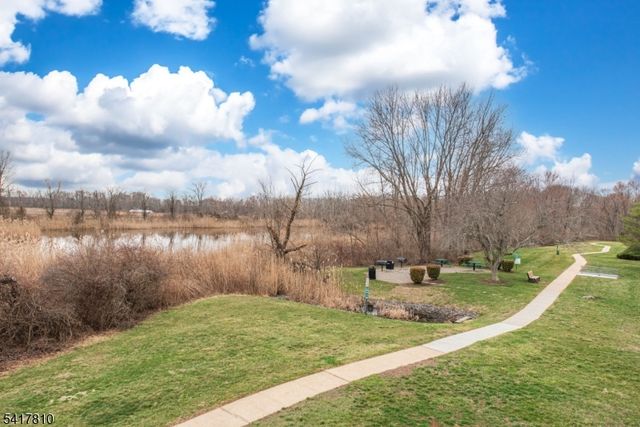 816 Aspen Dr, Plainsboro Twp., NJ 08536