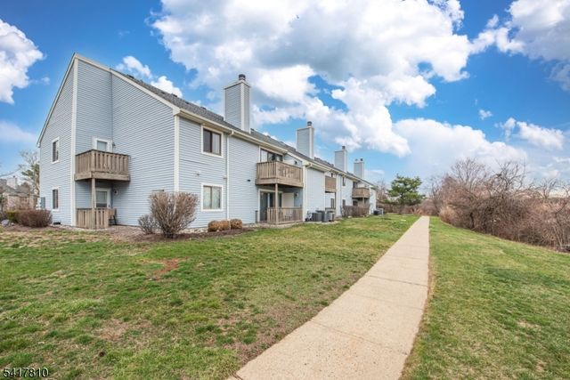 816 Aspen Dr, Plainsboro Twp., NJ 08536