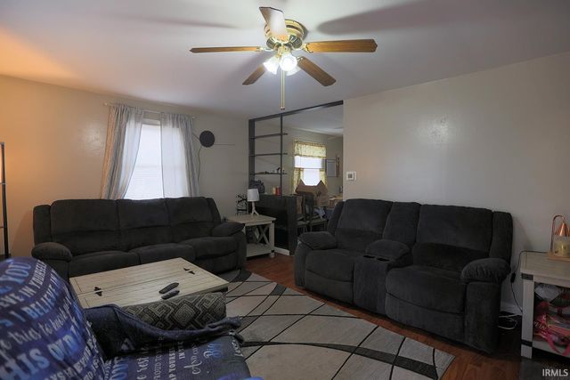 109 S Market Street, Andrews, IN 46702