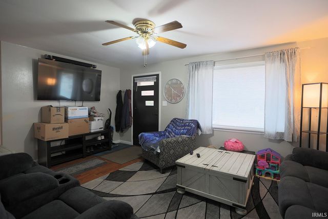 109 S Market Street, Andrews, IN 46702