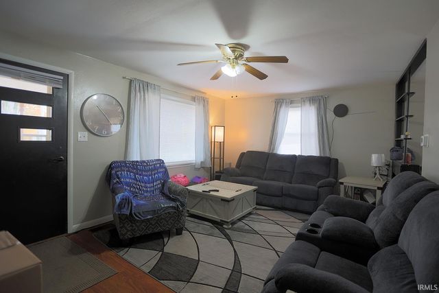 109 S Market Street, Andrews, IN 46702