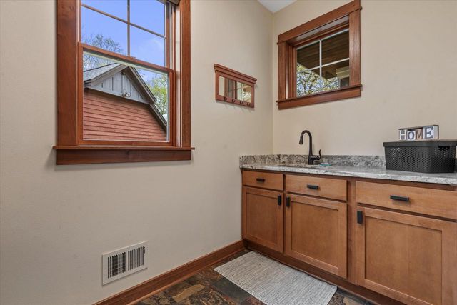 N53W34257 Road Q, Okauchee, WI 53069