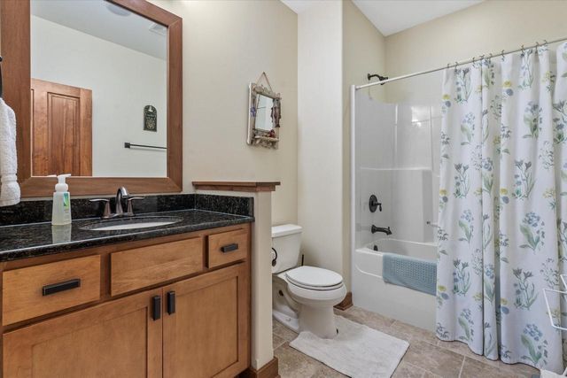 N53W34257 Road Q, Okauchee, WI 53069
