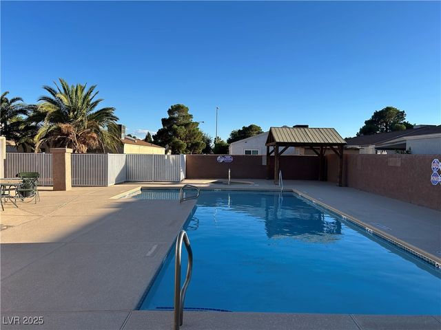 1918 King Hill Street, Las Vegas, NV 89106