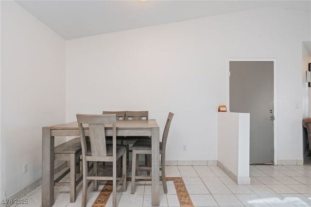 1918 King Hill Street, Las Vegas, NV 89106