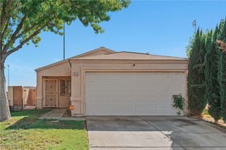 1918 King Hill Street, Las Vegas, NV 89106