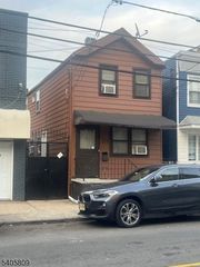 279 New York Ave, Newark City, NJ 07105