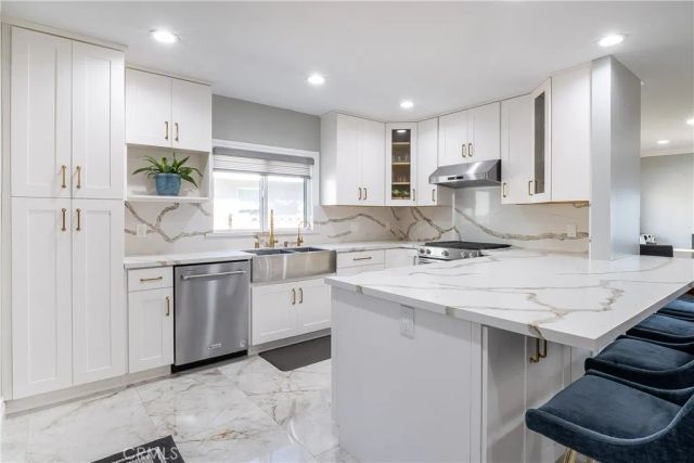 5339 E Greenmeadow, Long Beach, CA 90808