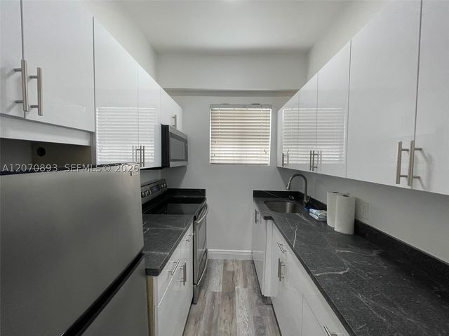29 Oviedo Ave 2, Coral Gables, FL 33134