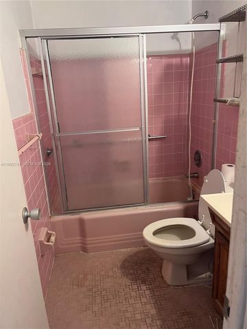 1012 SW 11th Street 9N, Hallandale Beach, FL 33009