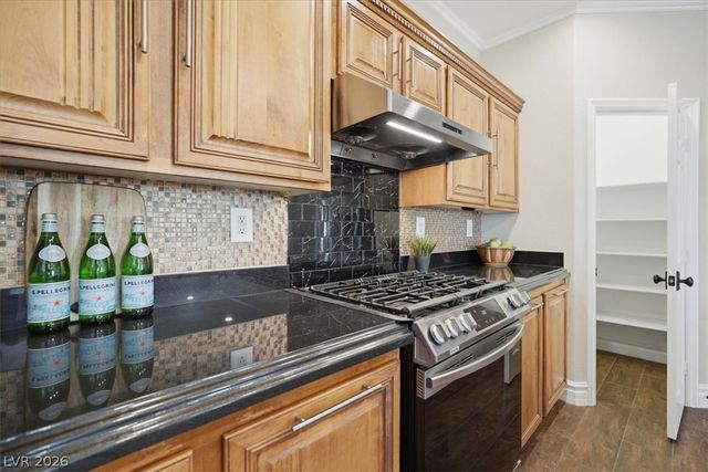 242 Via Franciosa Drive, Henderson, NV 89011