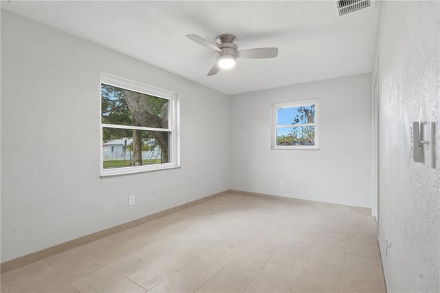 1528 VALENCIA AVENUE, Daytona Beach, FL 32117