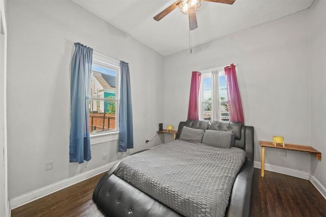 3223 Avenue M, Galveston, TX 77550