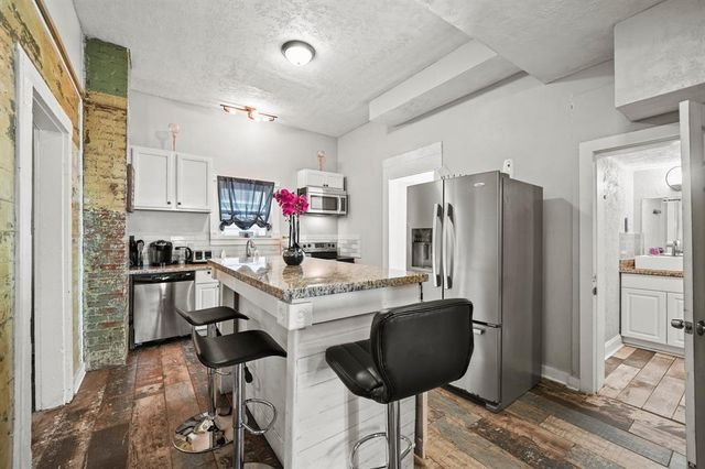 3223 Avenue M, Galveston, TX 77550