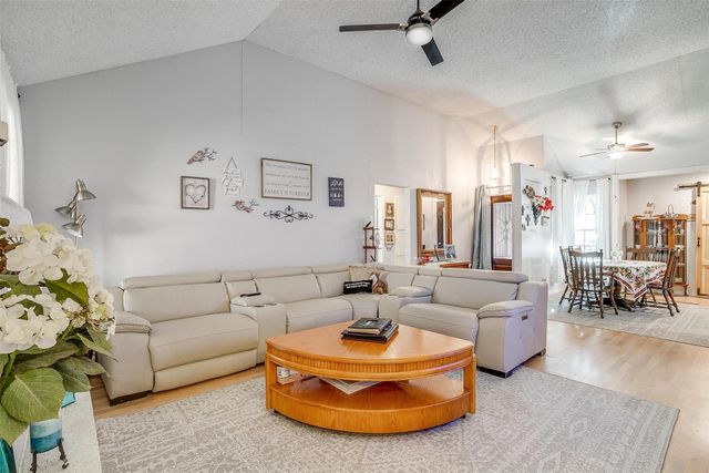 1108 Windy Meadows Drive, Burleson, TX 76028