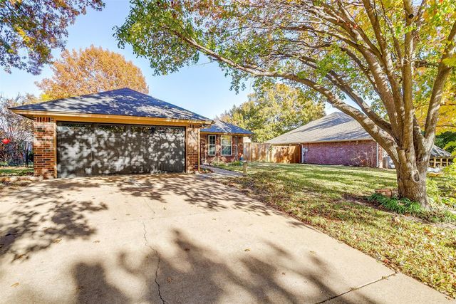 1108 Windy Meadows Drive, Burleson, TX 76028