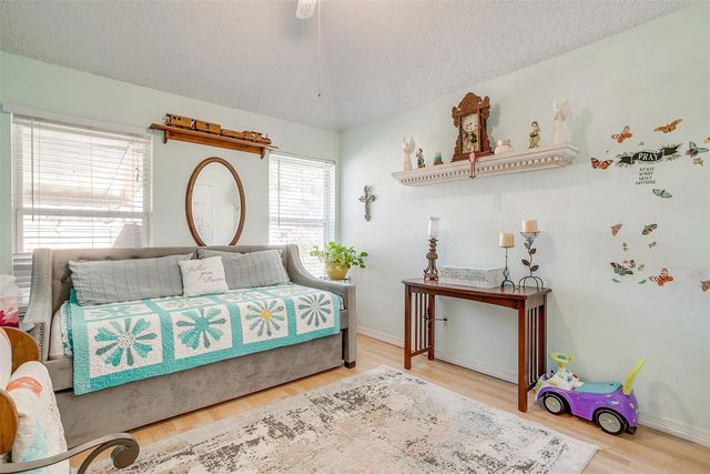 1108 Windy Meadows Drive, Burleson, TX 76028