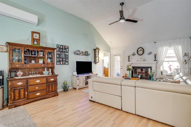 1108 Windy Meadows Drive, Burleson, TX 76028