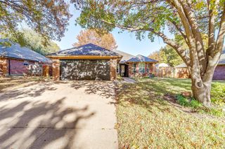 1108 Windy Meadows Drive, Burleson, TX 76028