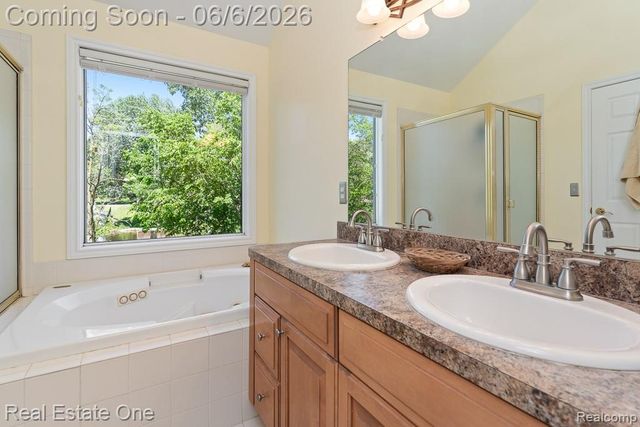 4833 Harding Avenue, Independence Charter Township, MI 48346