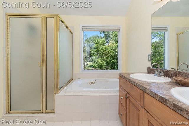 4833 Harding Avenue, Independence Charter Township, MI 48346