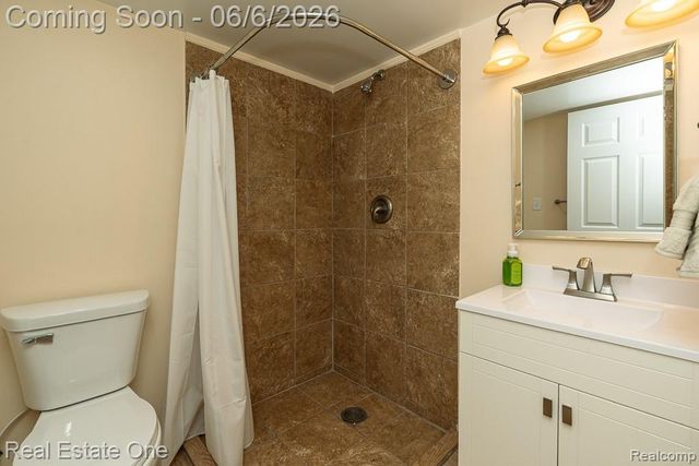 4833 Harding Avenue, Independence Charter Township, MI 48346