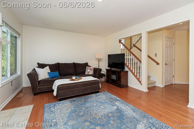4833 Harding Avenue, Independence Charter Township, MI 48346
