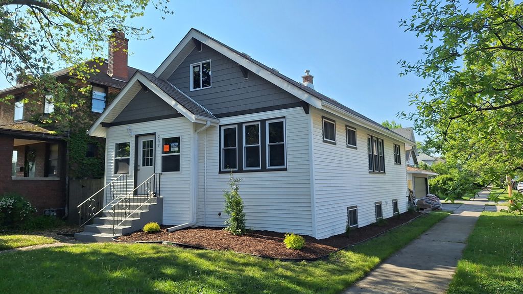 2634 Burr Oak Avenue, Blue Island, IL 60406