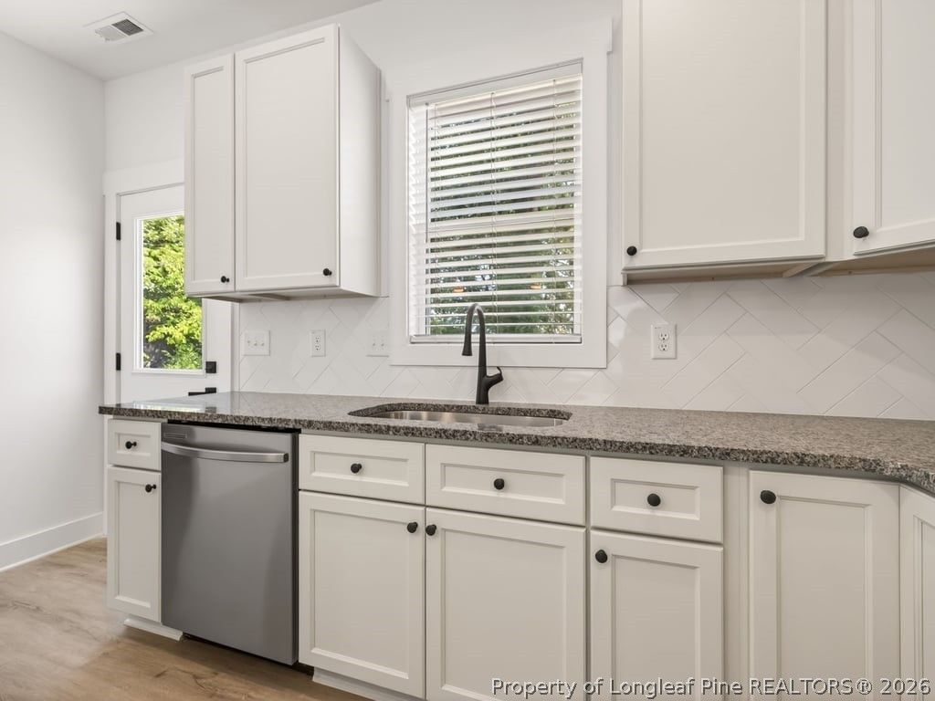 1019 E Harnett Street, Dunn, NC 28334 — photo 10