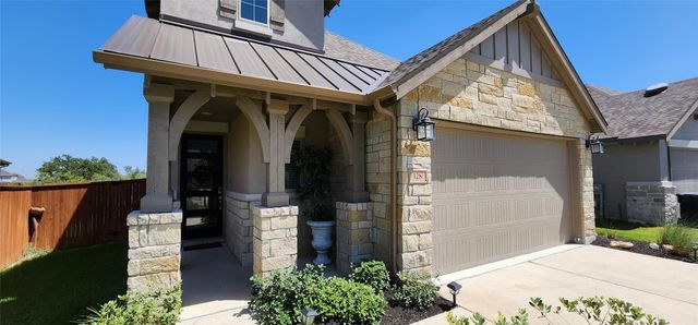 128 Rosebush DR, Liberty Hill, TX 78642