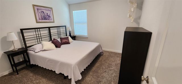 128 Rosebush DR, Liberty Hill, TX 78642