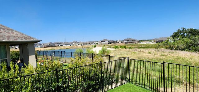 128 Rosebush DR, Liberty Hill, TX 78642