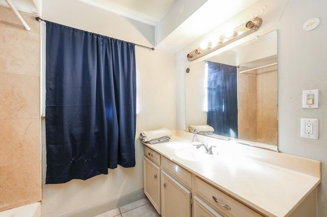 1511 Castlerock Drive, Houston, TX 77090
