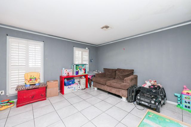 1511 Castlerock Drive, Houston, TX 77090