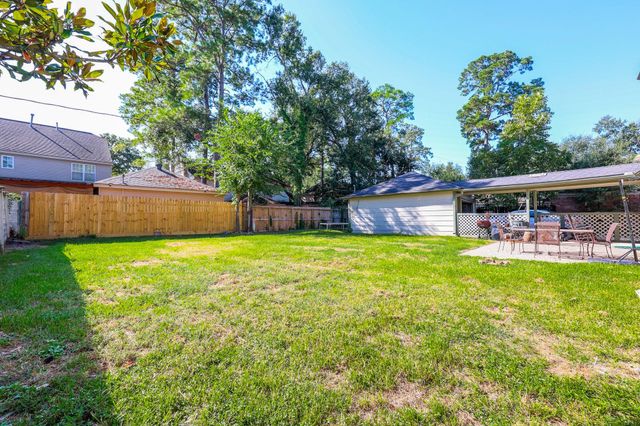 1511 Castlerock Drive, Houston, TX 77090