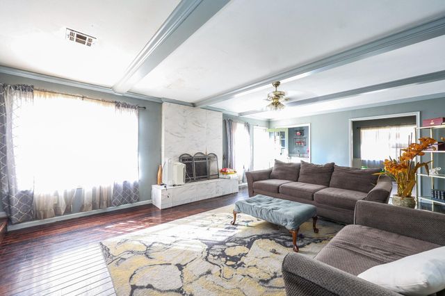 1511 Castlerock Drive, Houston, TX 77090