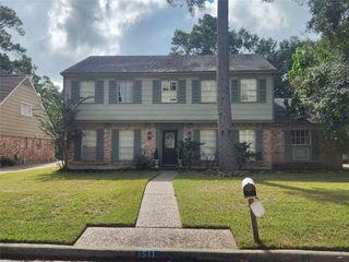1511 Castlerock Drive, Houston, TX 77090