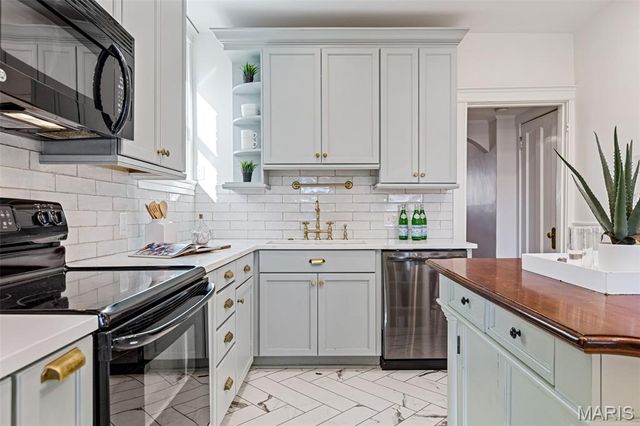 7144 Waterman Avenue, University City, MO 63130