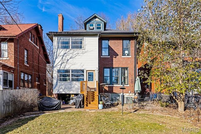 7144 Waterman Avenue, University City, MO 63130