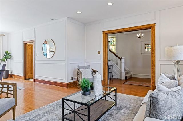 7144 Waterman Avenue, University City, MO 63130