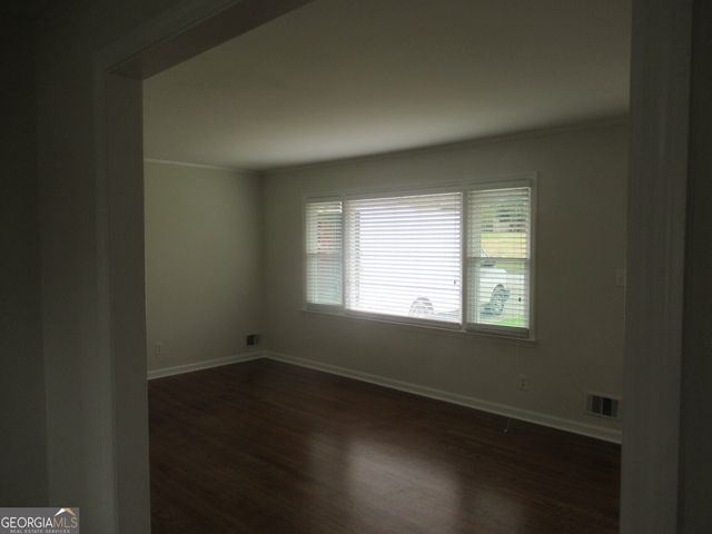 7 Linden Drive, Newnan, GA 30263