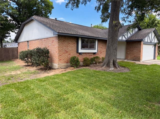 311 Fir Ridge Drive, Houston, TX 77336