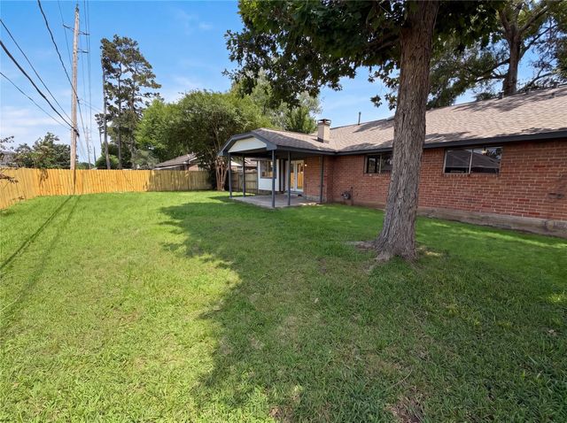 311 Fir Ridge Drive, Houston, TX 77336