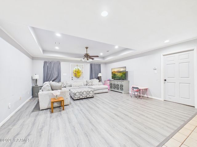 1053 Carolyn Rose Drive, Breaux Bridge, LA 70517