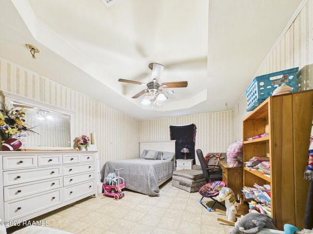 1053 Carolyn Rose Drive, Breaux Bridge, LA 70517