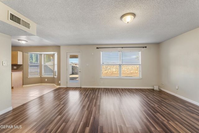 5453 RICK HUSBAND Drive, El Paso, TX 79934