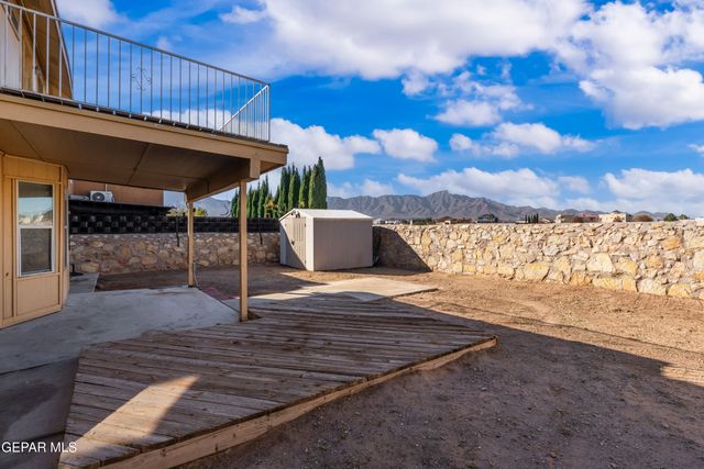 5453 RICK HUSBAND Drive, El Paso, TX 79934