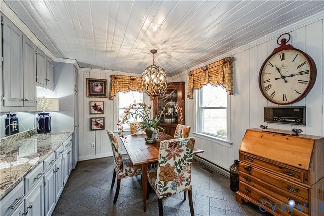 446 Dabneys Mill Rd, Manquin, VA 23106